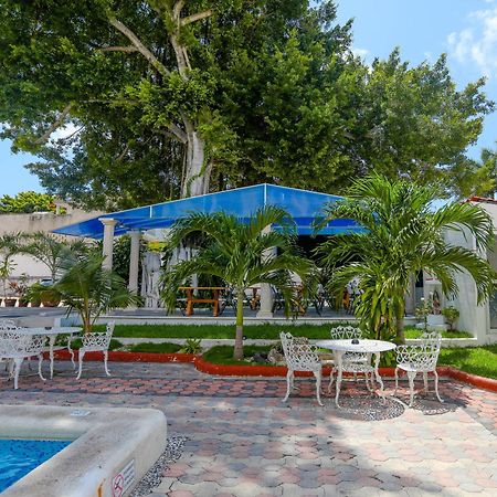 Hotel Maria De Lourdes แคนคูน ภายนอก รูปภาพ