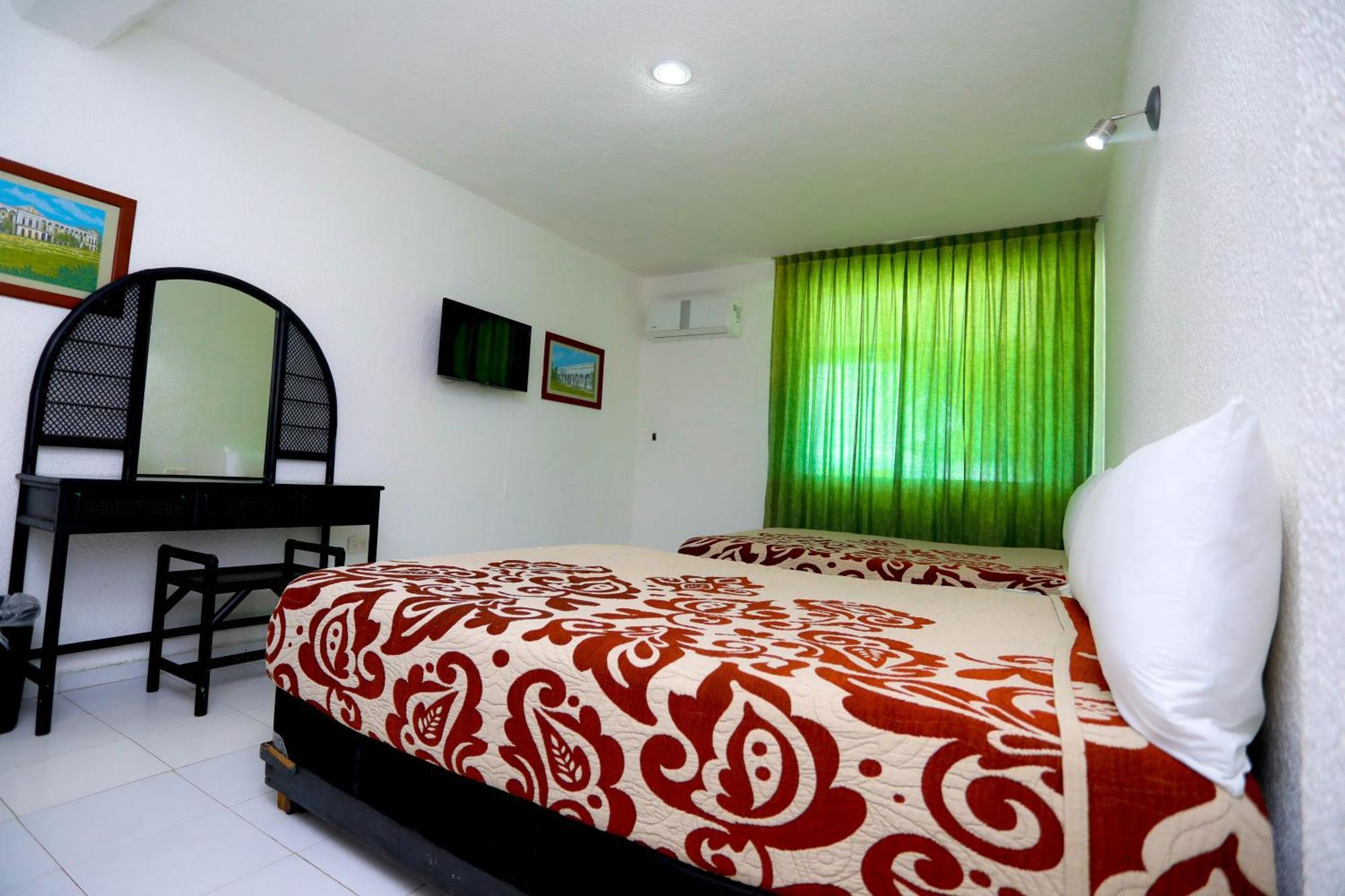 Hotel Maria De Lourdes แคนคูน ภายนอก รูปภาพ