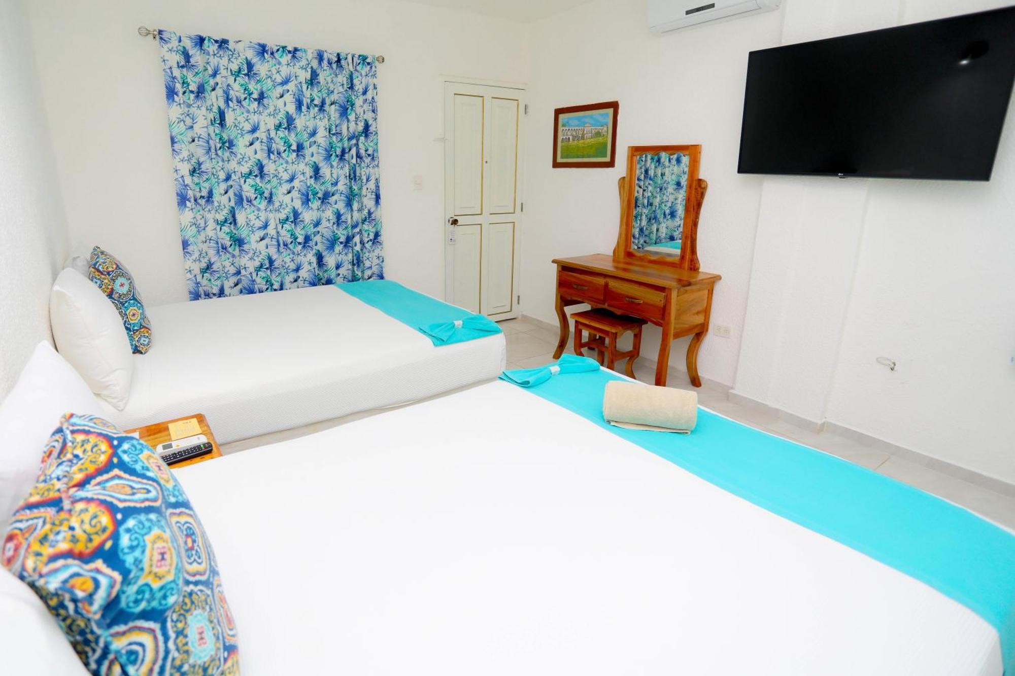 Hotel Maria De Lourdes แคนคูน ภายนอก รูปภาพ